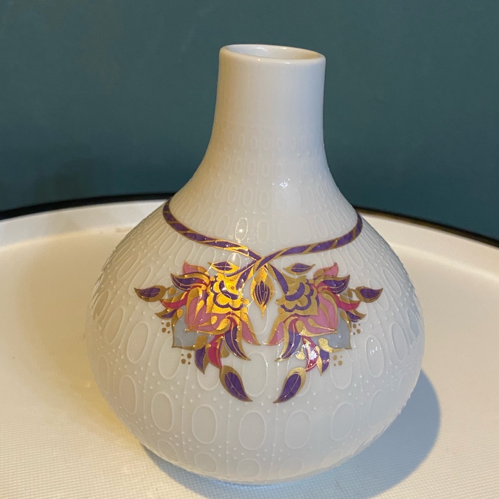 Rosenthal Orchid Romanze Unsigned Bjorn Winblad 4.5” Vase